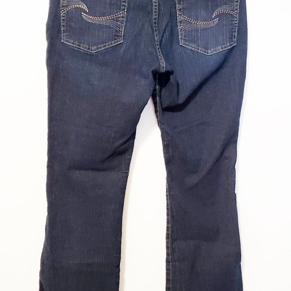 Women's Blue Levi's Jeans Size 14 Short Bootcut - Picture 2 of 7